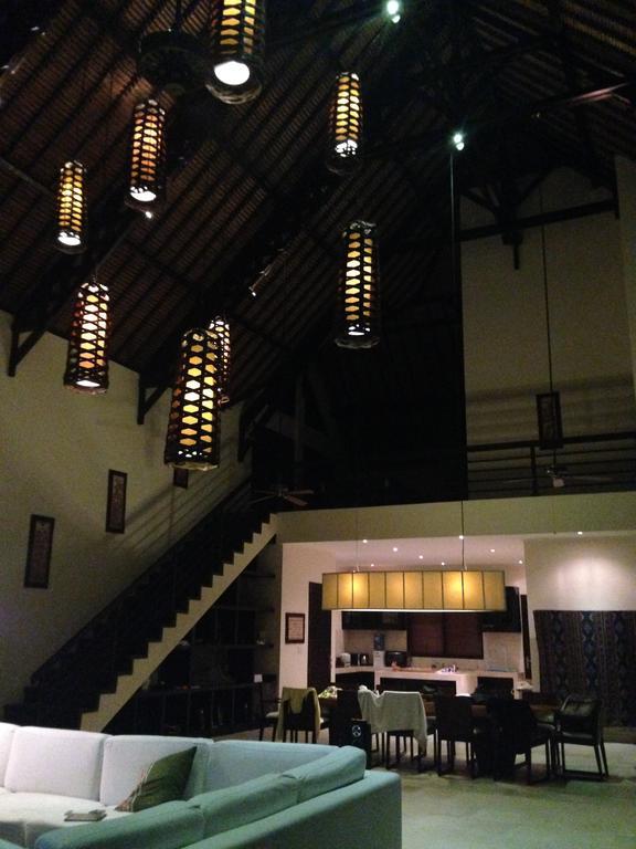 Bali Il Mare Villa Pemuteran Rum bild